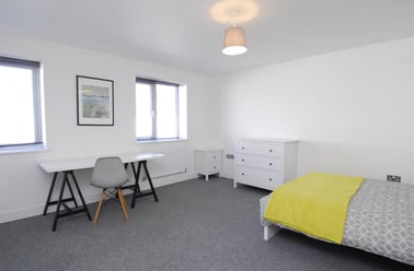 Belgrave Lane, Mutley, Plymouth - Image 3